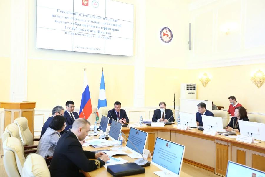 Правительство республики и СВФУ будут развивать высшее образование в Якутии