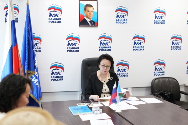Руководитель СВФУ встретилась с жителями Якутии 