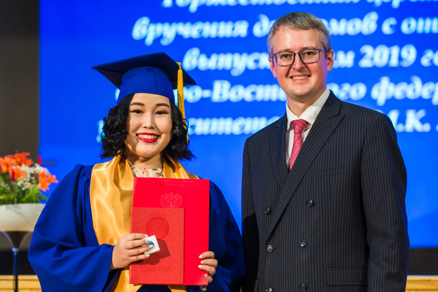 В СВФУ обладателем красных дипломов стал 261 выпускник