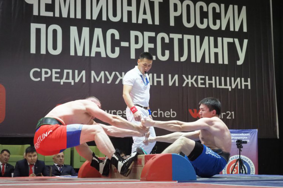 Спортсмены СВФУ стали чемпионами России по мас-рестлингу 
