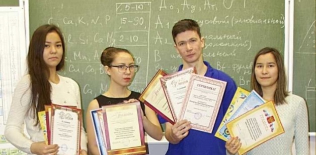 Лучшим студентам филиала СВФУ в Анадыре присудили стипендии губернатора Чукотки