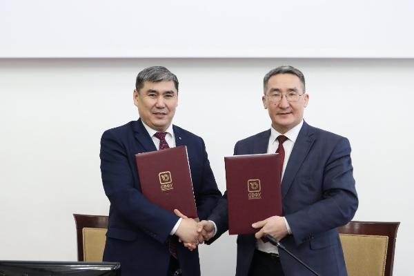 Конституционный совет Якутии и СВФУ заключили соглашение