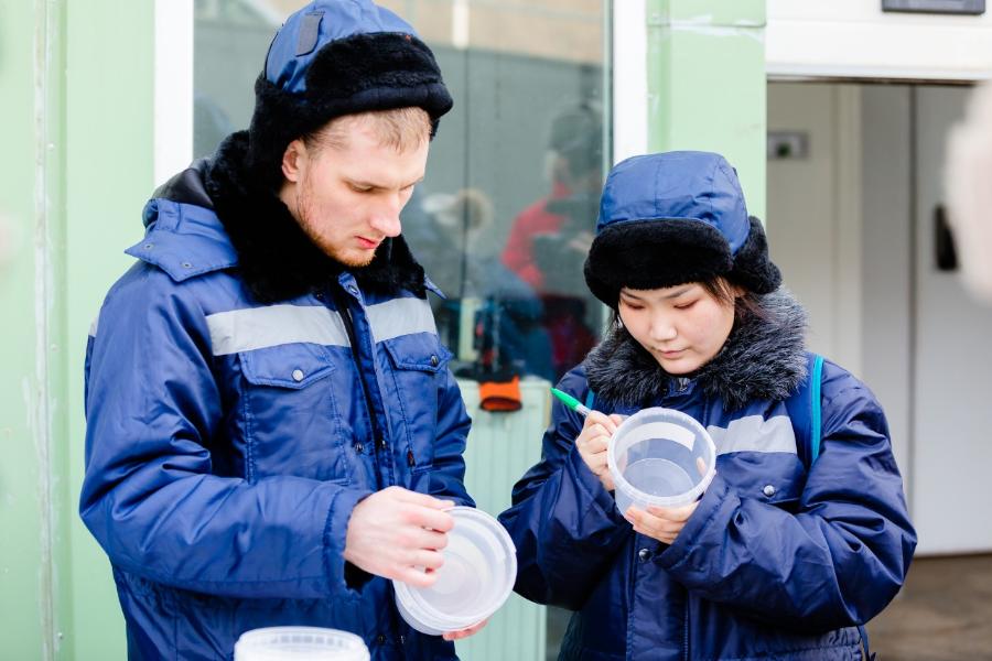 Студентка СВФУ изучила свойства льда в школе Ice Mechanics