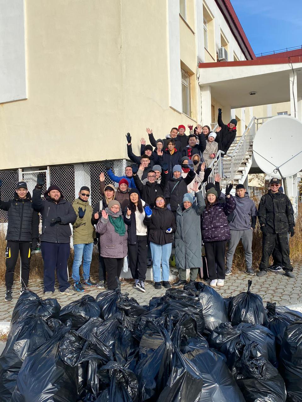 В Чукотском филиале СВФУ  прошел экосубботник в рамках акции Чистая Арктика