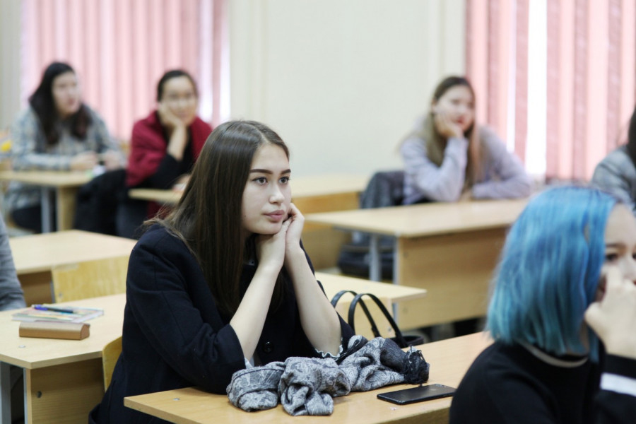 Студенты СВФУ, ГСГУ и вузов Казахстана обсудили проблемы журналистской практики