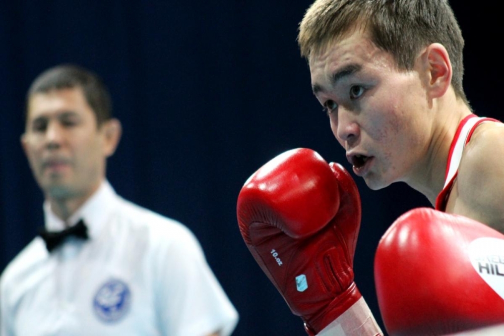 Студент СВФУ Василий Егоров стал трехкратным чемпионом России по боксу