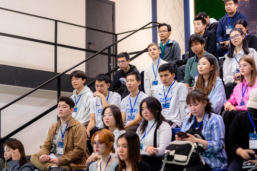 Первая молодежная технологическая конференция «Biomed Polygon» стартовала в СВФУ