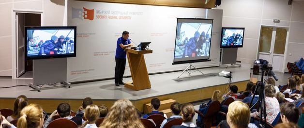 Научные сотрудники НИИПЭС СВФУ прочли лекции в Сибирском Федеральном университете в рамках дня науки Красноярского края