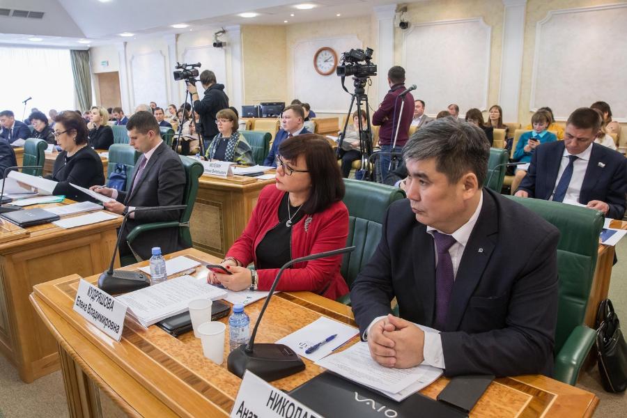 Ректор СВФУ озвучил необходимые меры по трудоустройству специалистов для Арктики