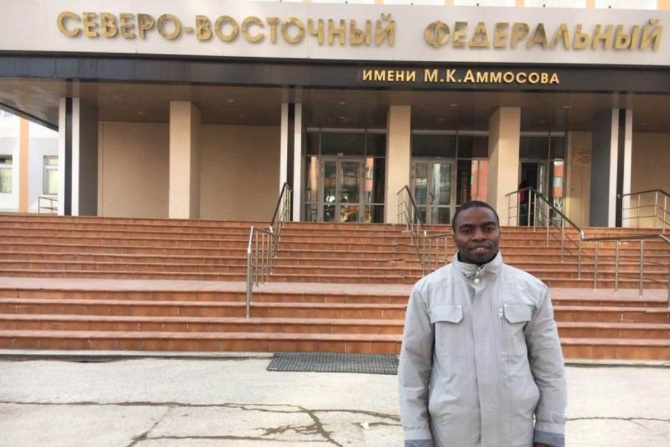 News.ykt.ru – Африканец, который приехал учиться в Якутию, — о якутской зиме, строганине и русском языке
